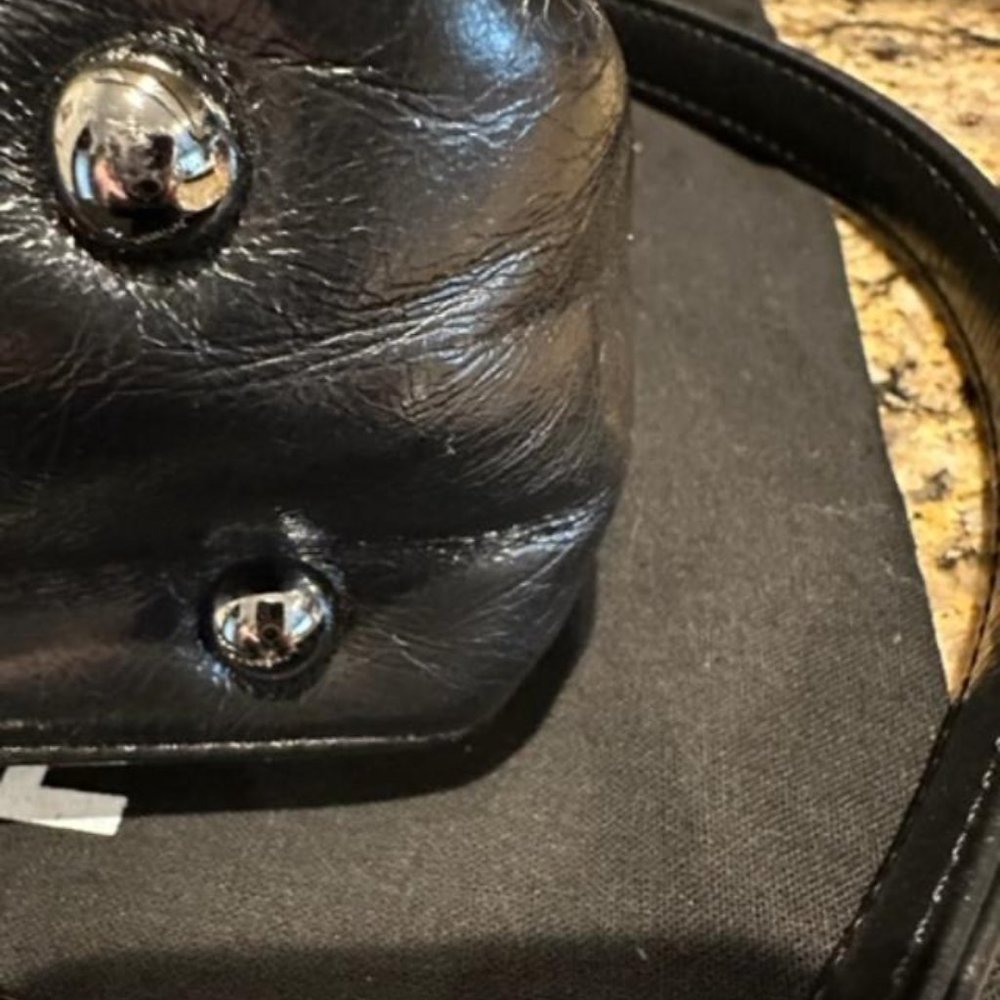 Gorgeous Chanel Black Flap Bag w/silver EUC - Picture 10 of 12